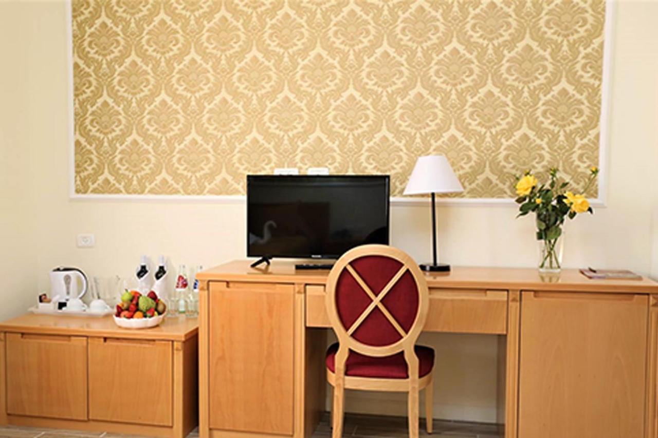 Sergei Palace Hotel Йерусалим Екстериор снимка