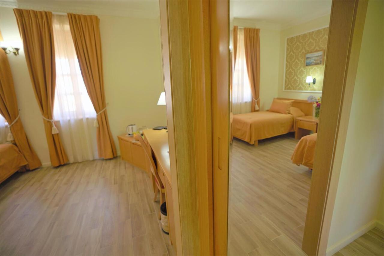 Sergei Palace Hotel Йерусалим Екстериор снимка